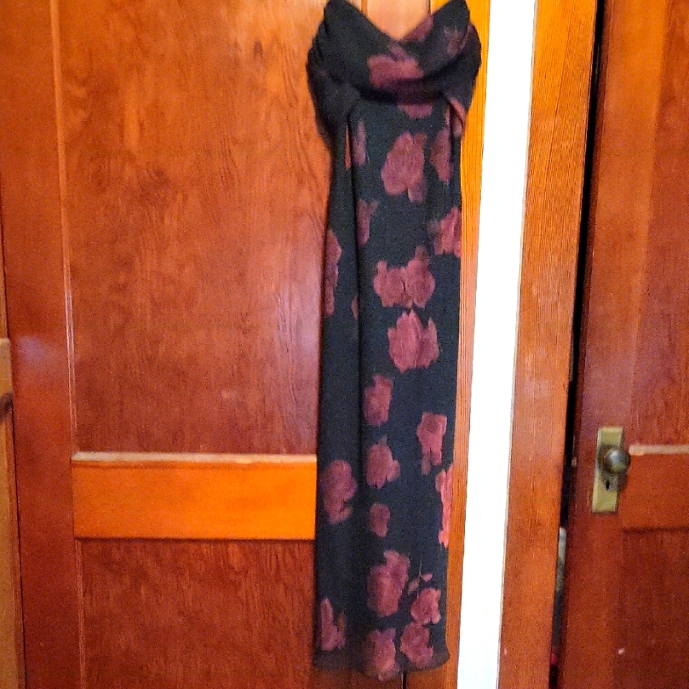 Jessica Howard Black and Purple Floral Dress Size 6P